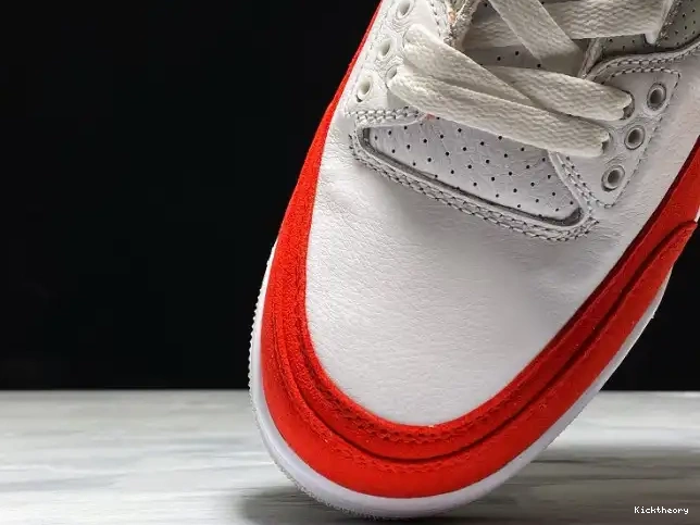 Kick Theory University Retro 3 Air White Tinker Red Jordan CJ0939-100 0617